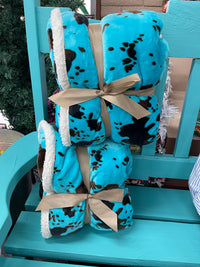 Turquoise cow SHERPA BLANKET