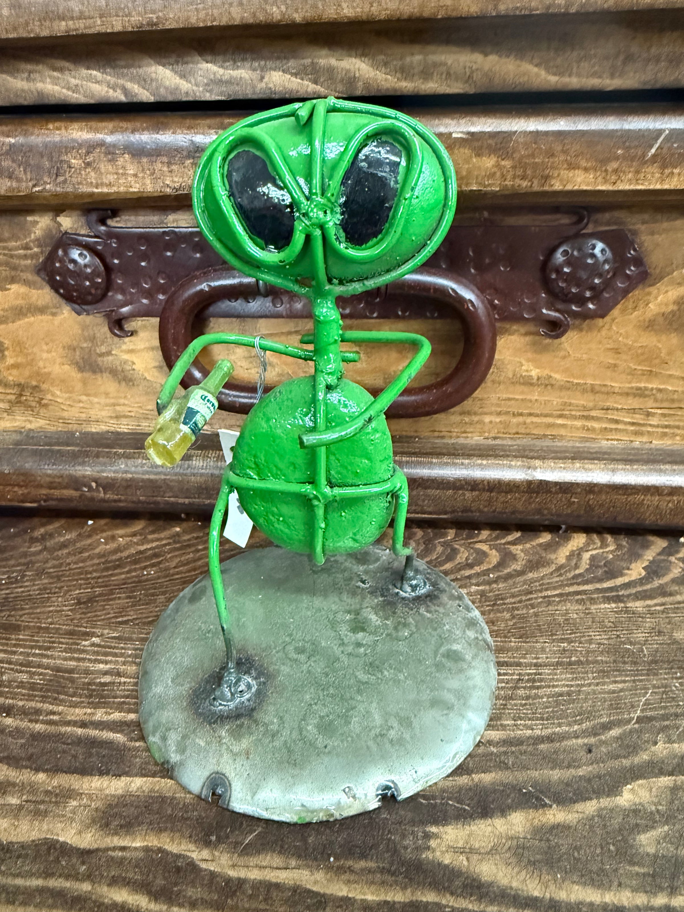 Metal & rock Alien statue