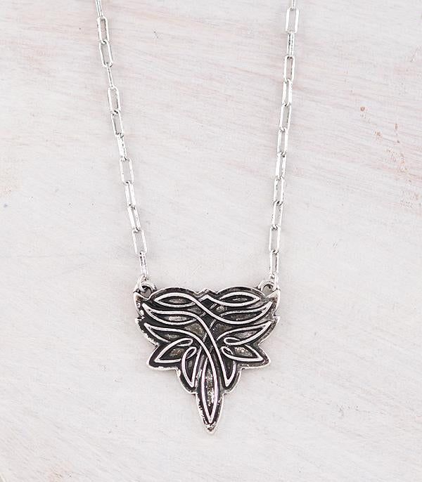 Boot stitch necklace