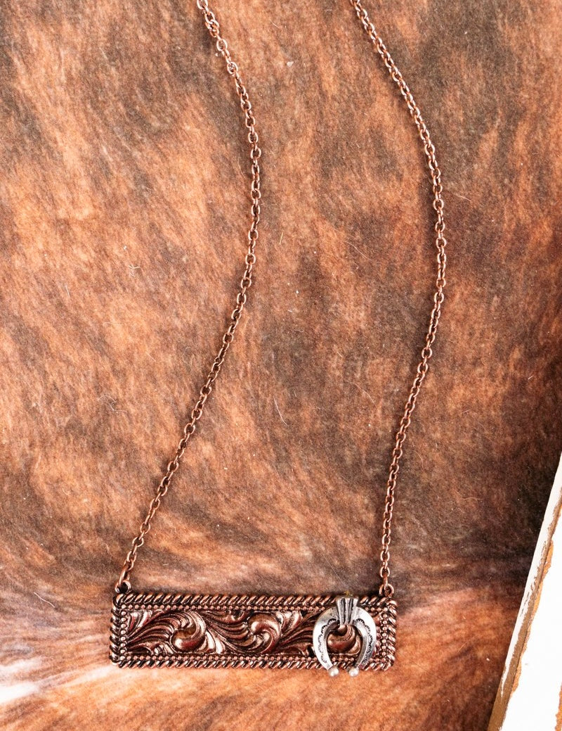 Coppertone Horse Shoe Accent Bar Necklace