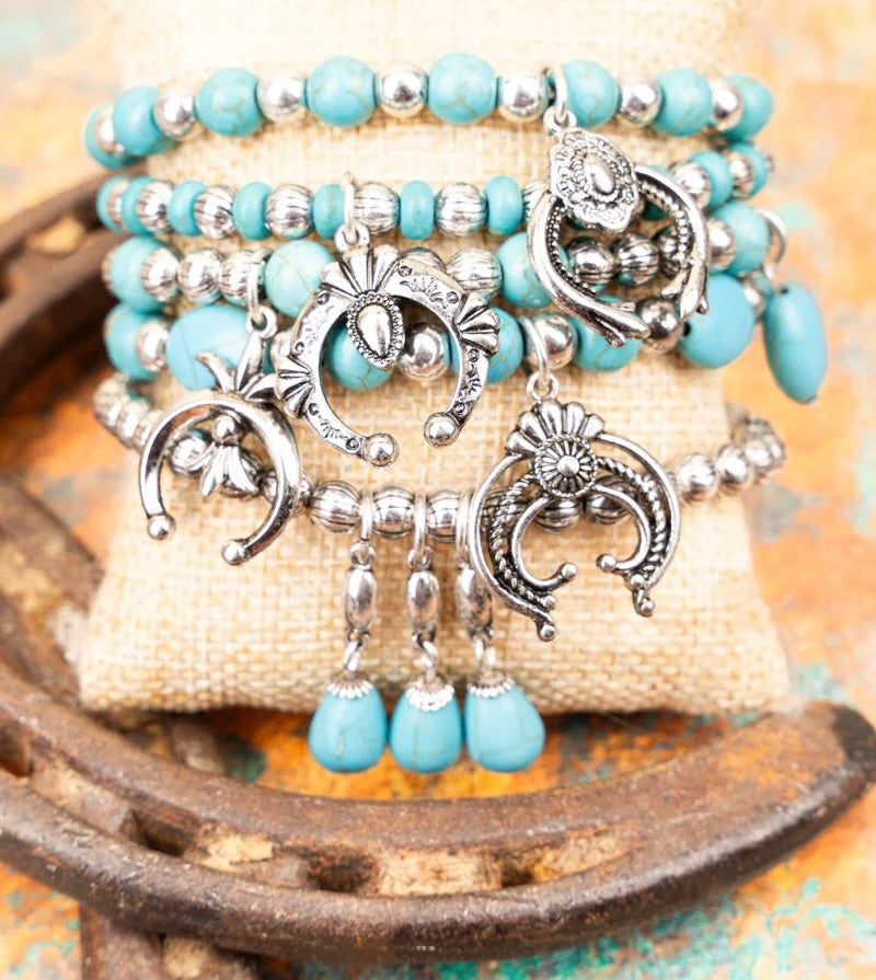ound Brook Turquoise and Silver Pearl Naja Bracelet