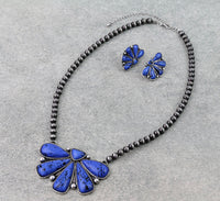 Western Navajo pearl & stone necklace