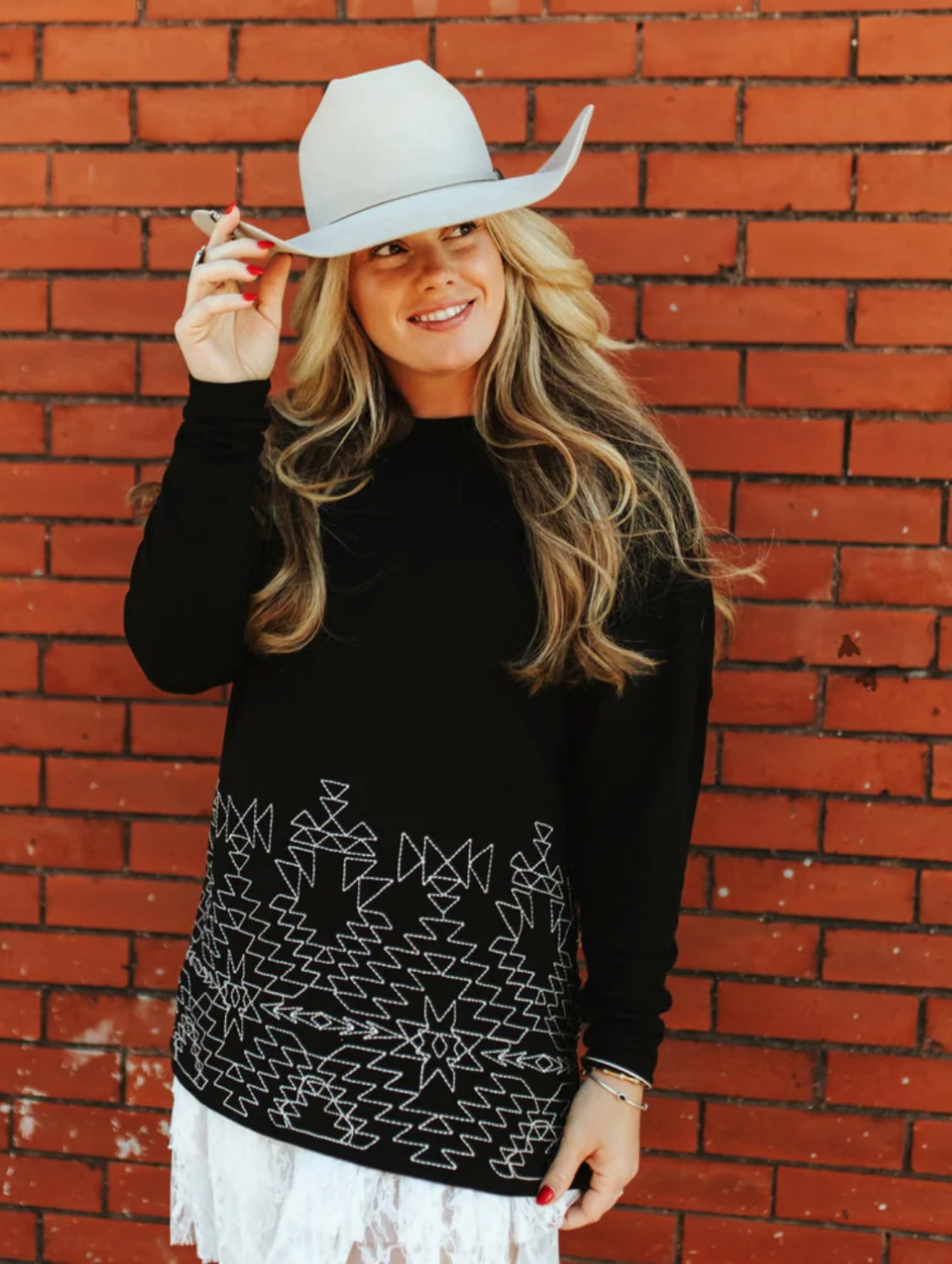 Stitch that Western embroidered long sleeve top