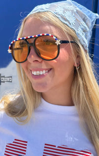 Sunny && 76 Glasses