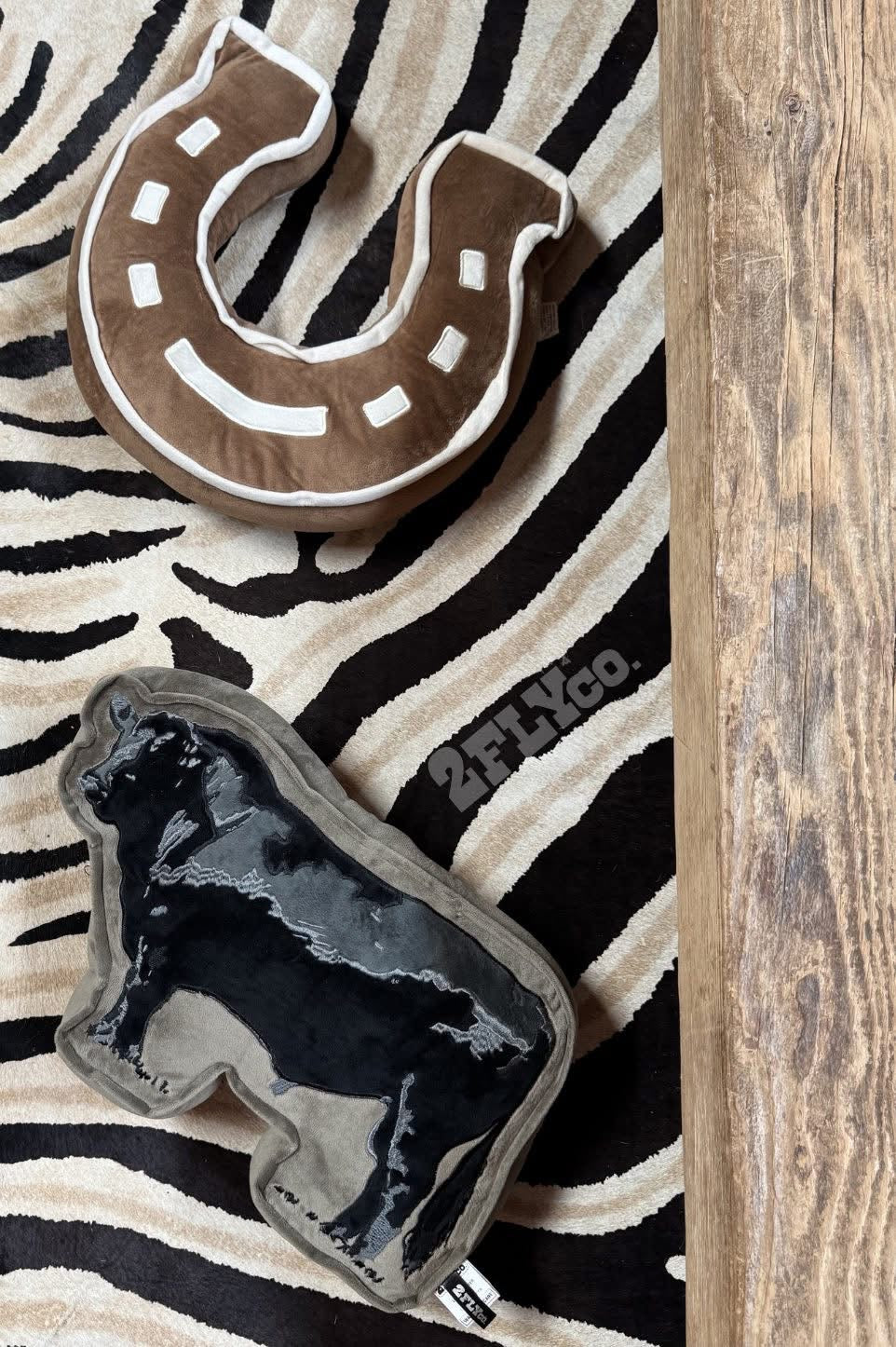 Cattle talks Angus pillow