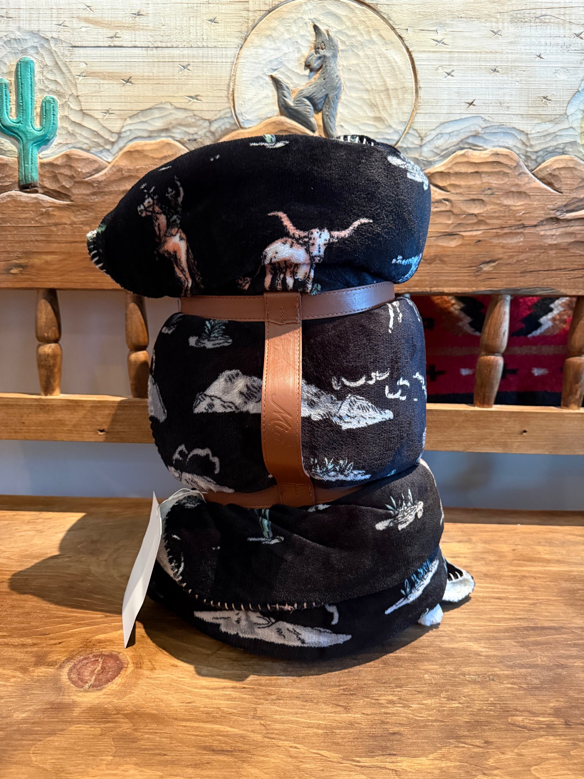 HUGE XXL Queen size Rodeo Sherpa blanket