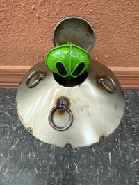 Metal Alien spaceship