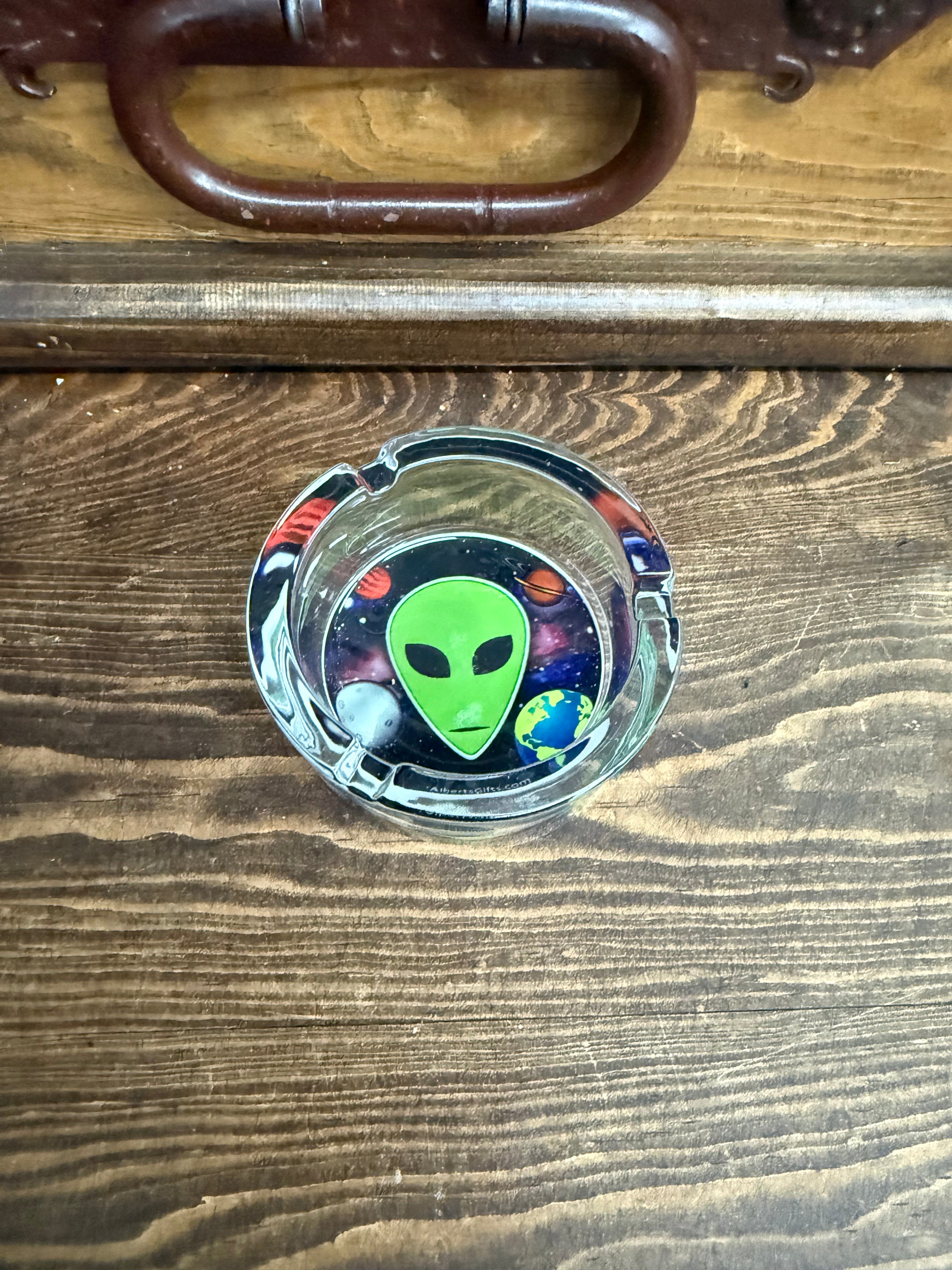 Alien ash tray