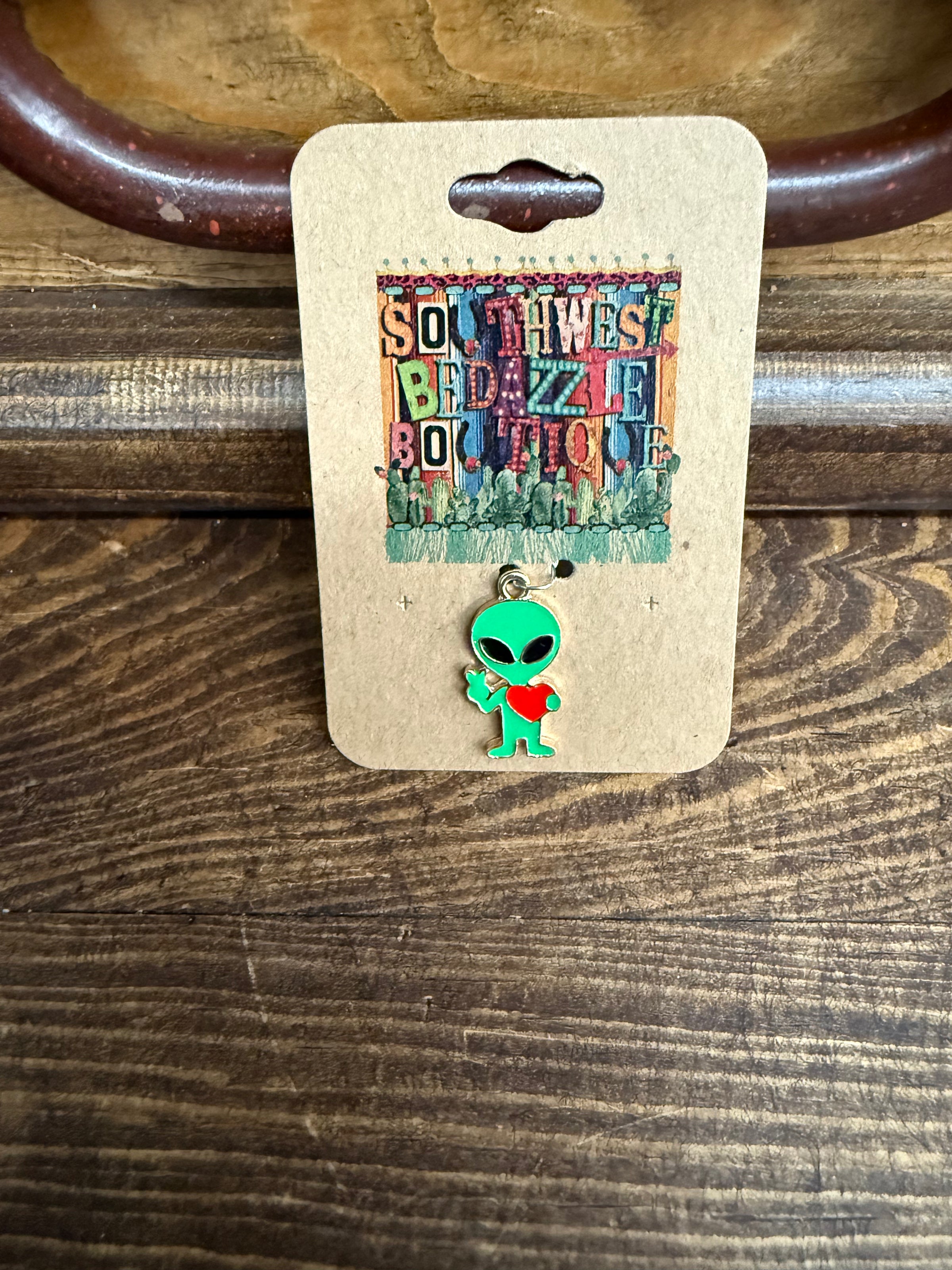 Alien charm