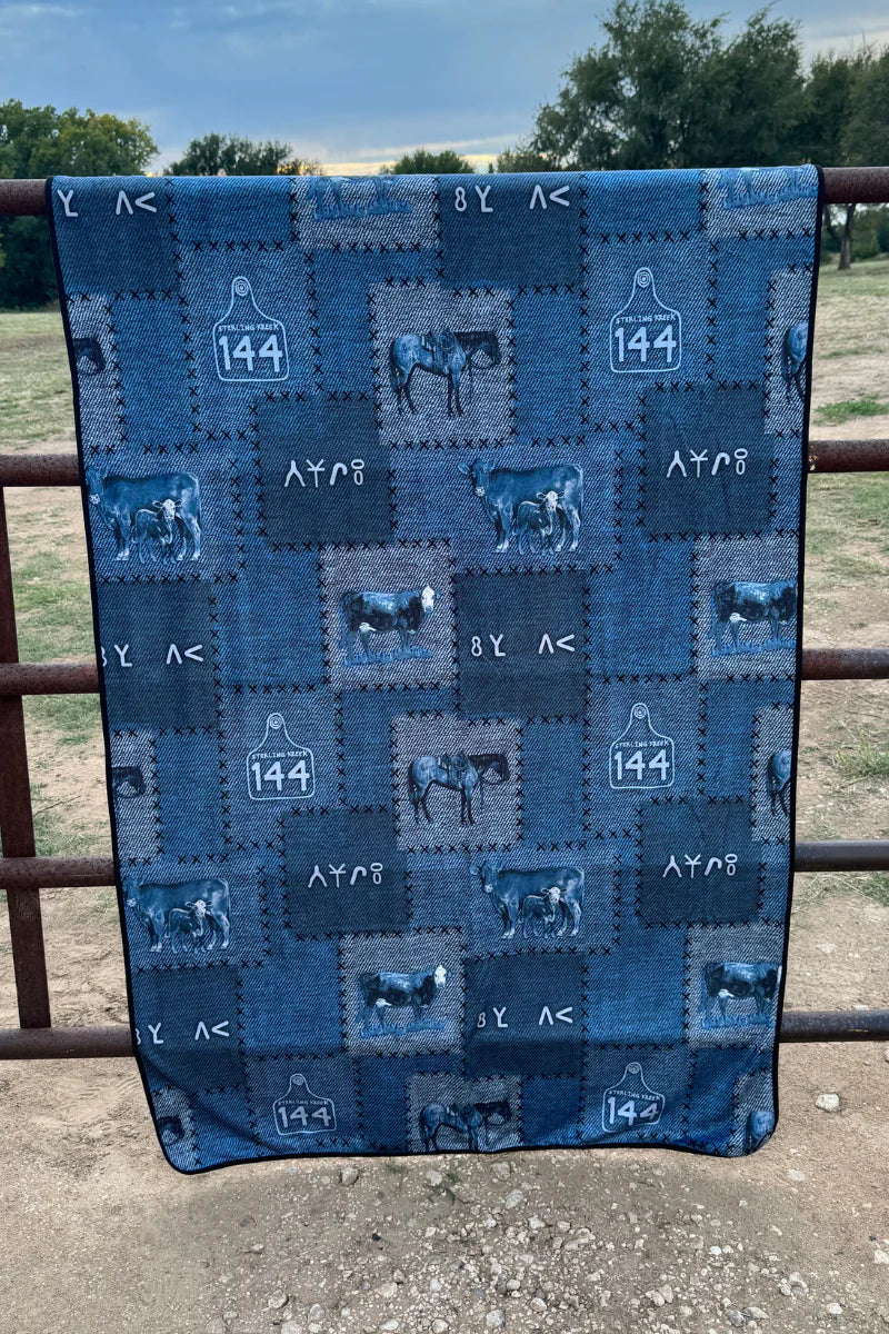 Patchwork pasture BLANKET  reversible