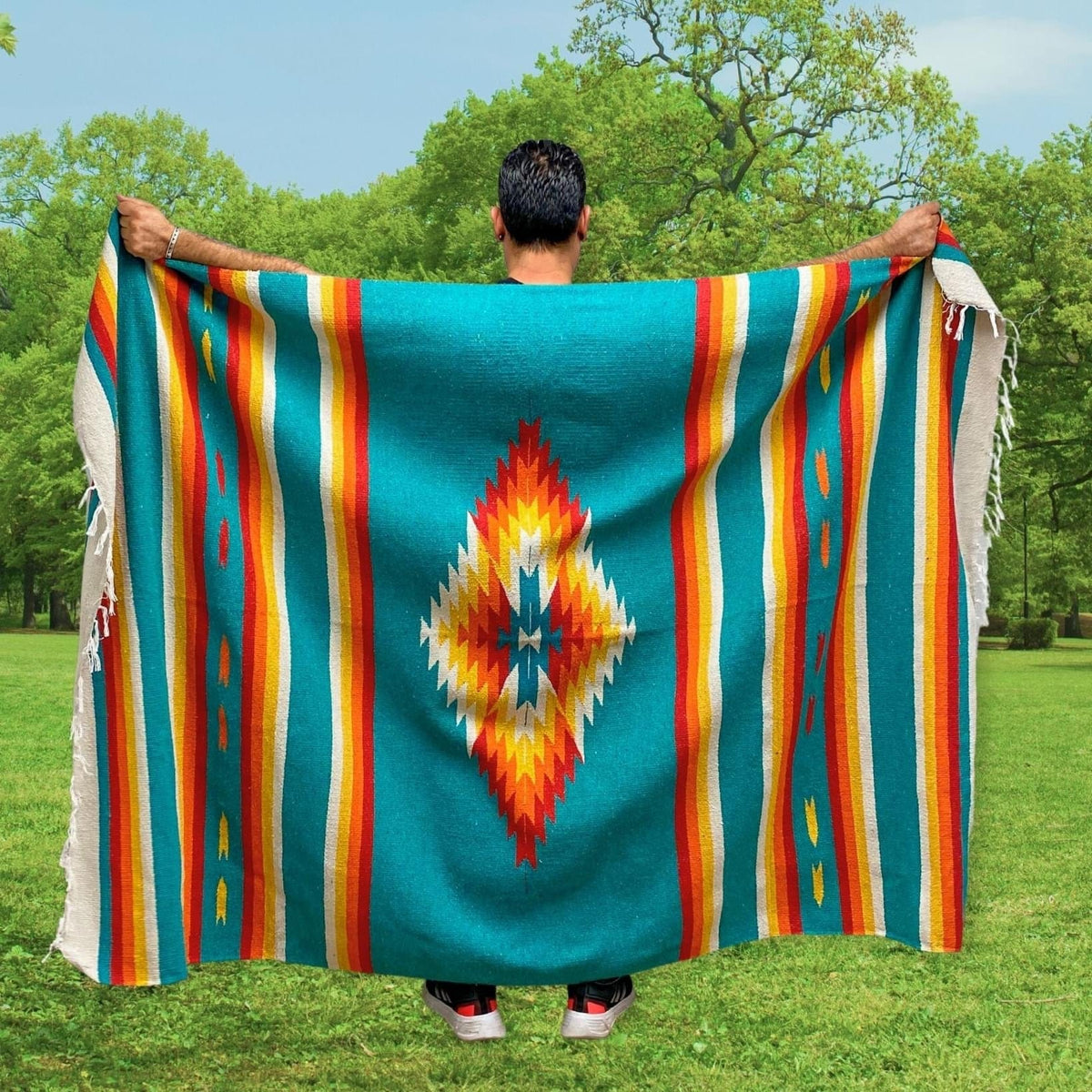 Lã Cantinã huge teal RUG / BLANKET Southwest Bedazzle blankets/slippers