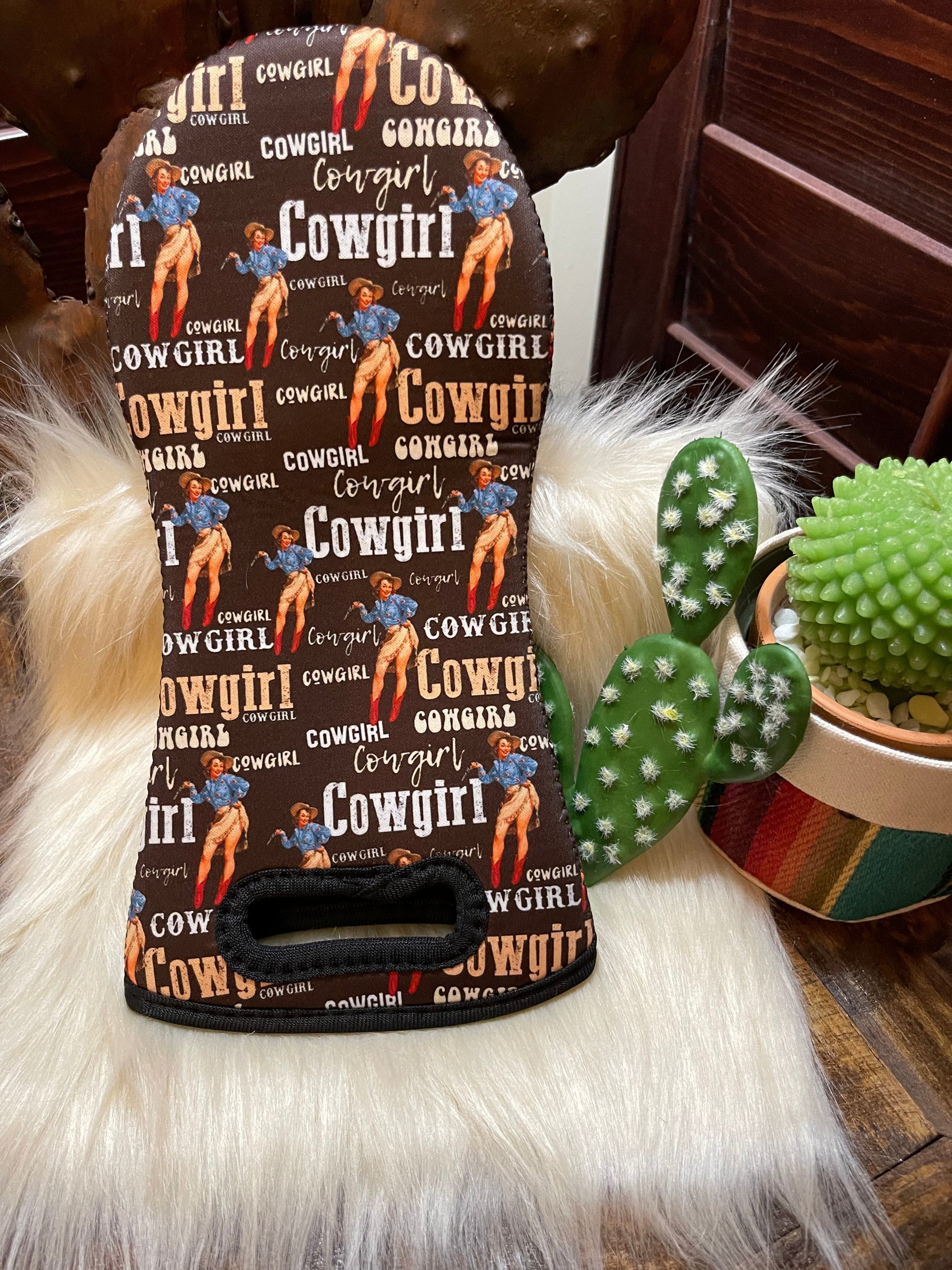 Western OVEN MITT   Cowgirl Southwest Bedazzle home decor